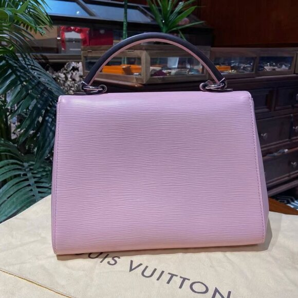 N16 Slightly Used Louis Vuitton Cluny bb Pink EPI Leather Handbags Small - Picture 4 of 10
